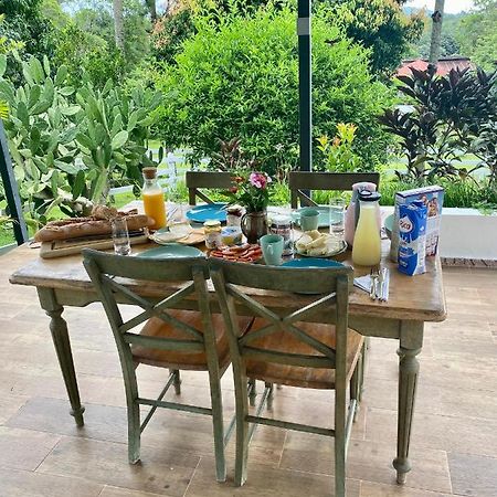 Gästezimmer in der Villa Zimmer Jarabacoa Exteriör bild